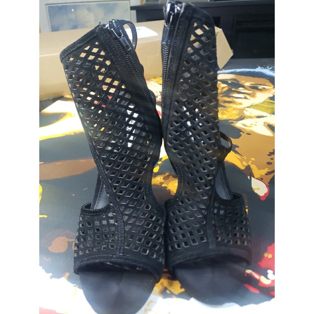 Steve Madden High Heels Black Strap Open Toe - image 1